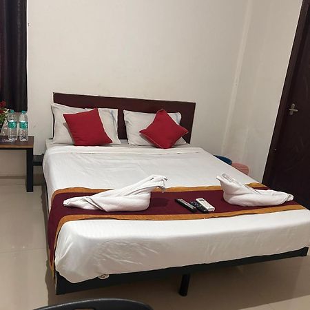 Hotel Prakrathi Residency บังกาลอร์ ภายนอก รูปภาพ
