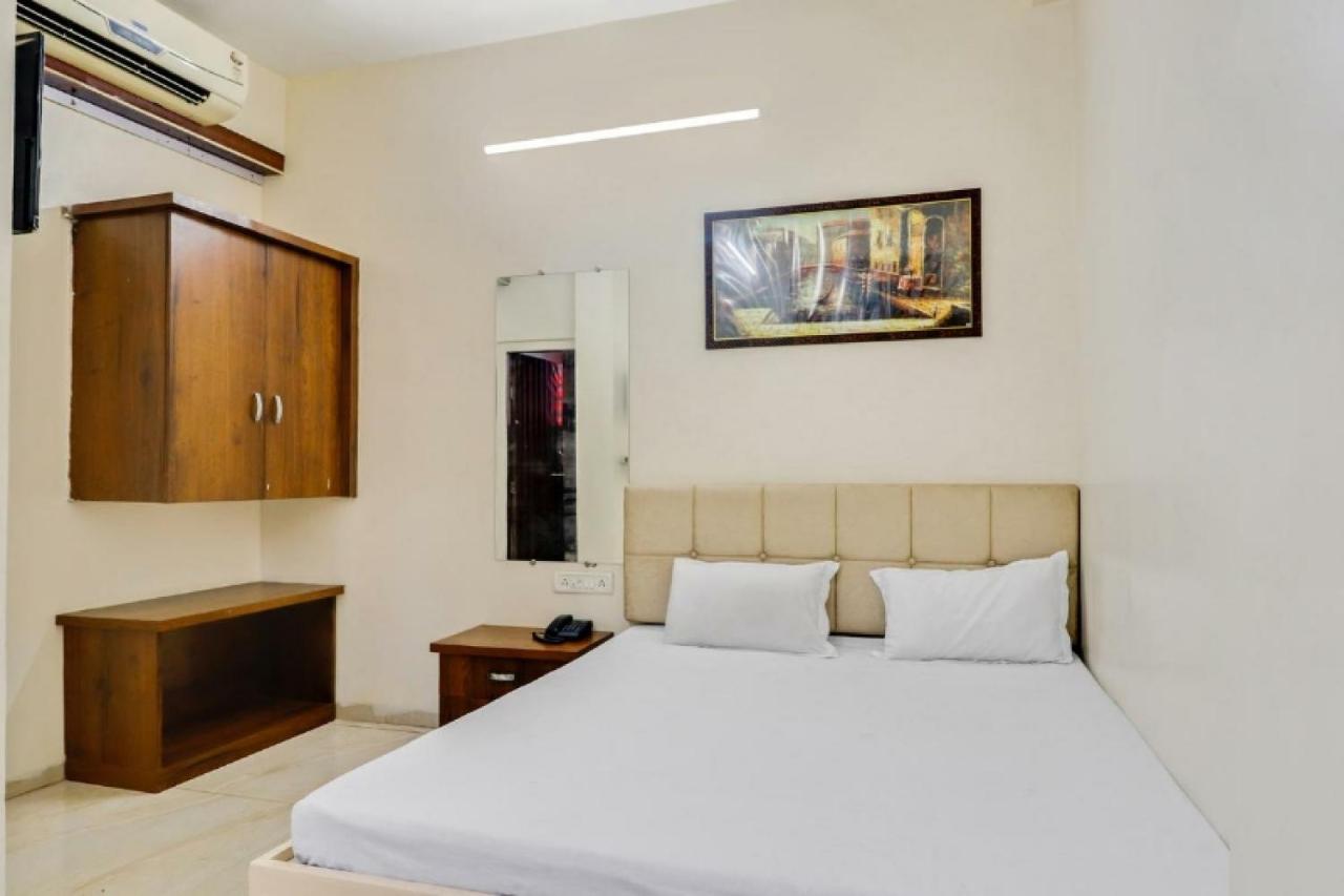Hotel Prakrathi Residency บังกาลอร์ ภายนอก รูปภาพ