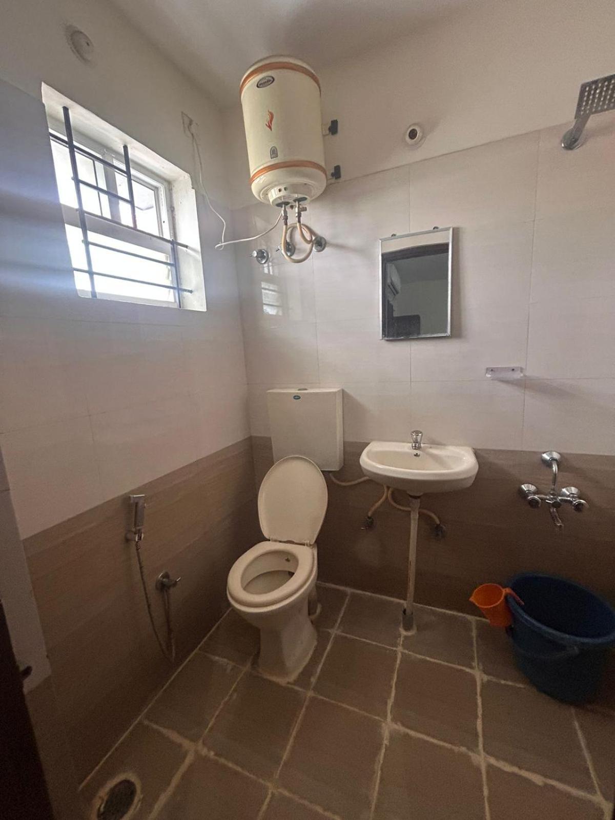 Hotel Prakrathi Residency บังกาลอร์ ภายนอก รูปภาพ